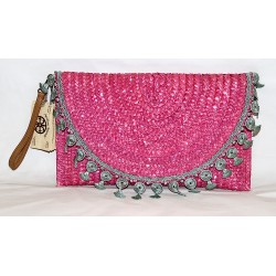 Borsa in rafia con pizzo.